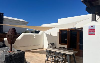 Instalación de Vela Tensada en Terraza de Villa – Playa Blanca, Lanzarote