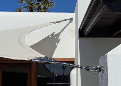 Instalación de Vela Tensada en Terraza de Villa – Playa Blanca, Lanzarote